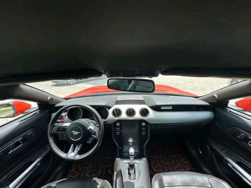 东营16年福特野马2