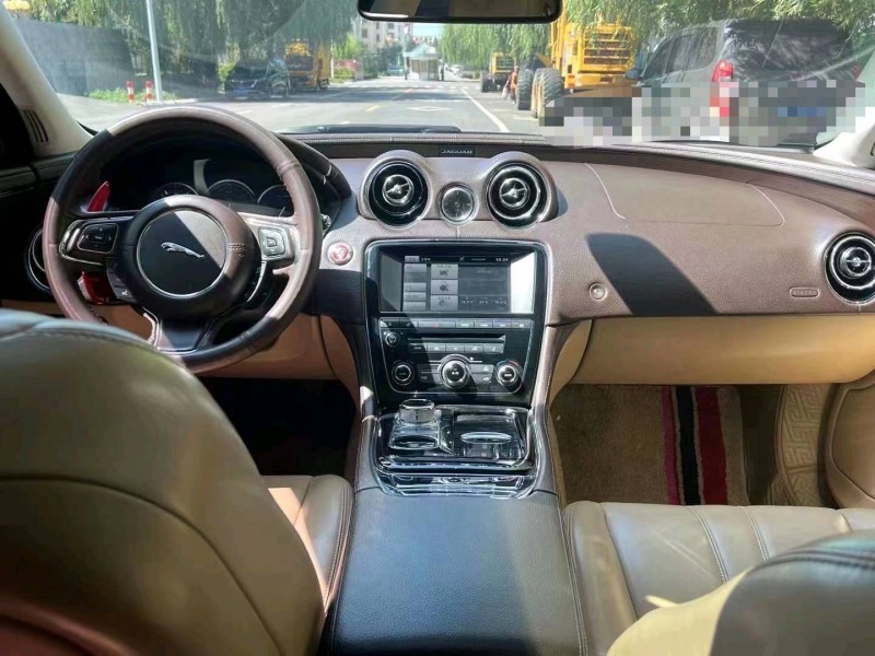 青岛16年捷豹XJ4