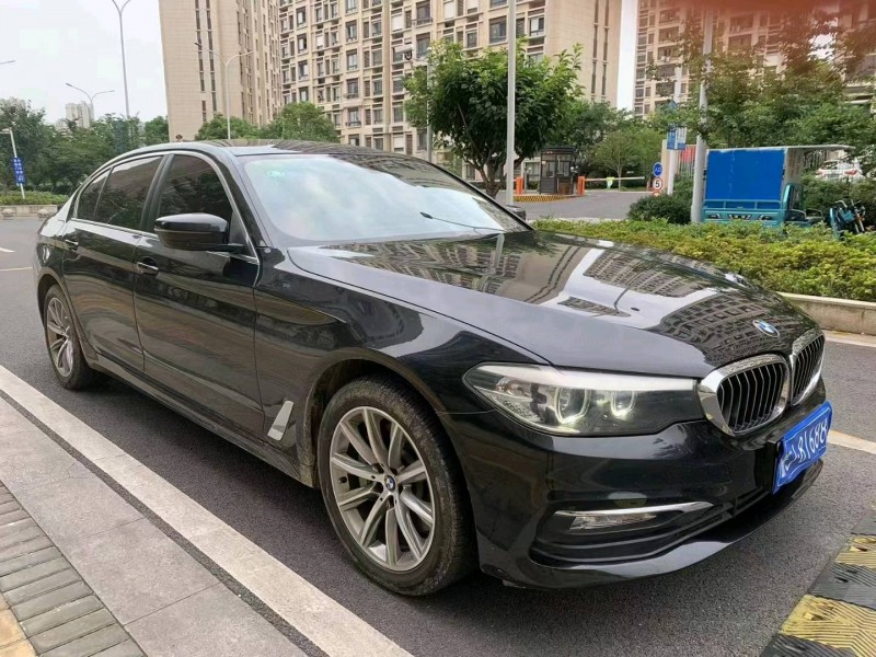 苏州17年宝马5系3
