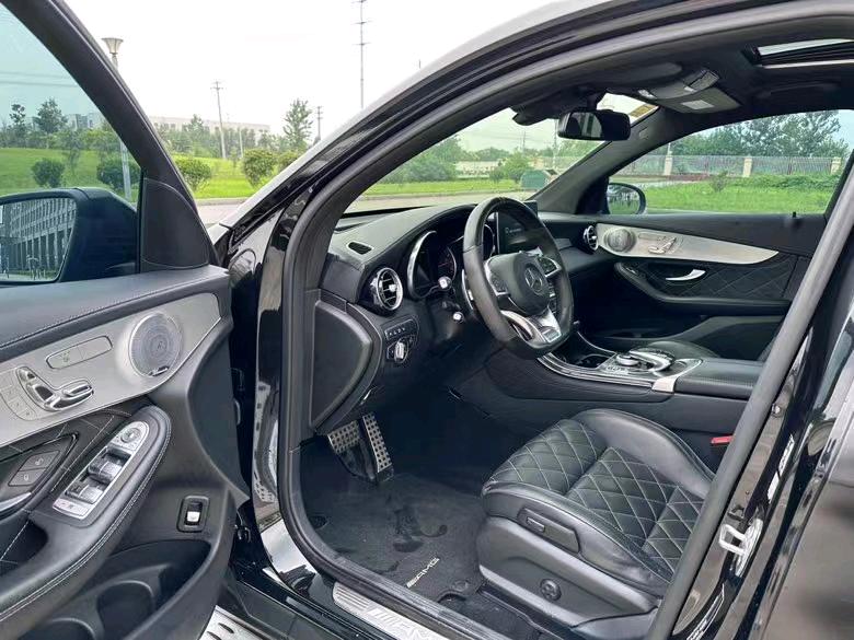 盐城19年奔驰GLC6