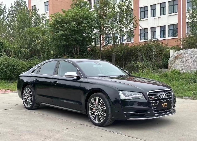 潍坊19年奥迪A8L2