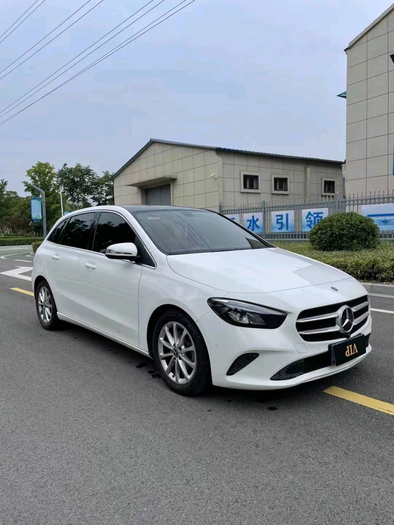 徐州21年奔驰B2