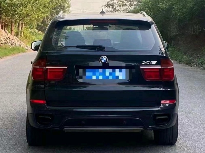 青岛12年宝马X56