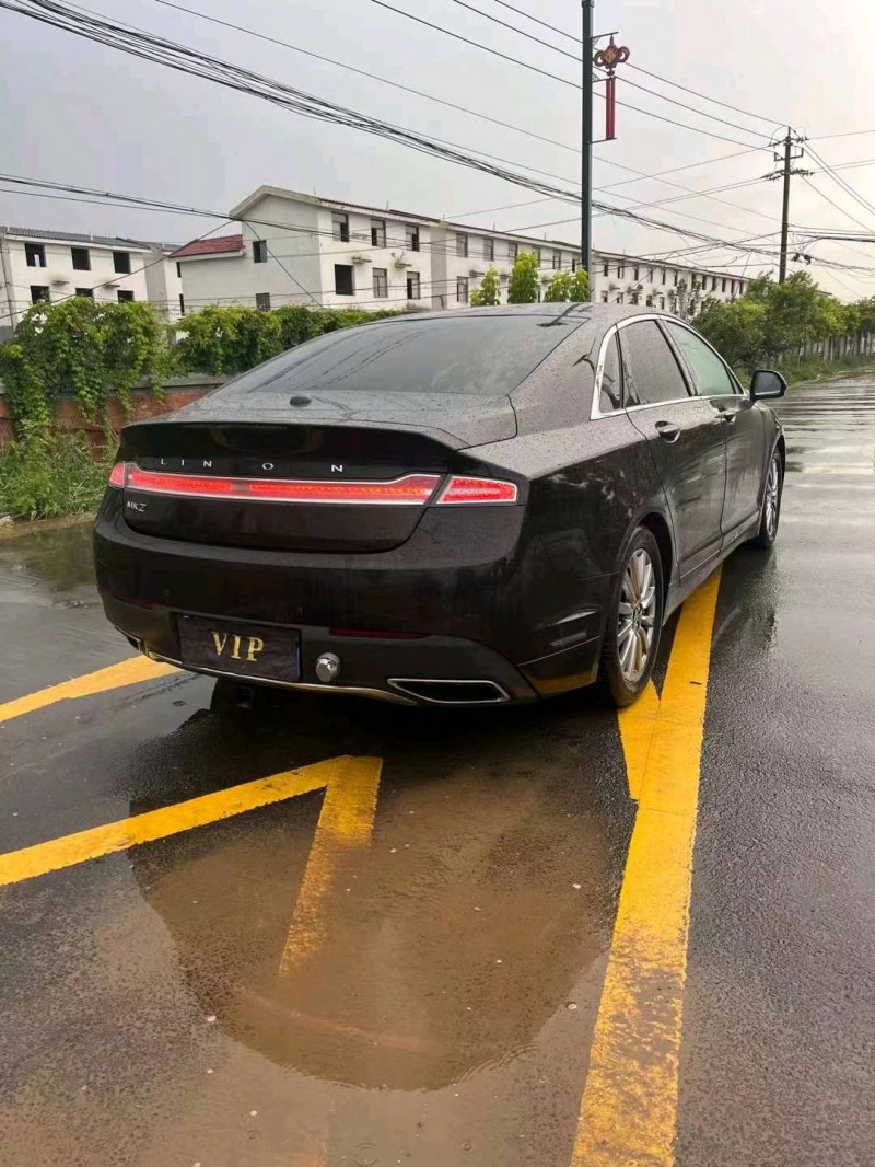 平頂山20年林肯MKZ9