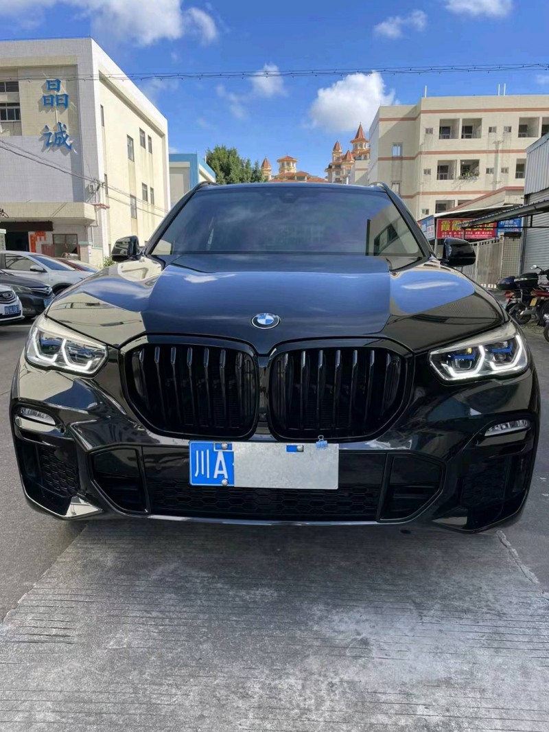 广州21年宝马X51