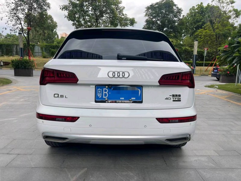 广州19年奥迪Q59
