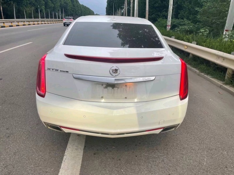 济宁15年凯迪拉克XTS6
