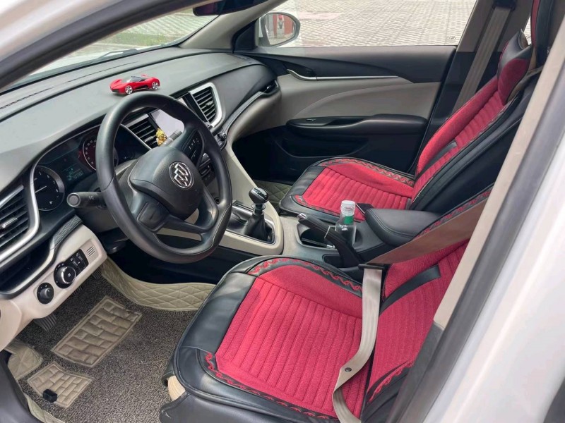 淄博16年别克英朗GT4