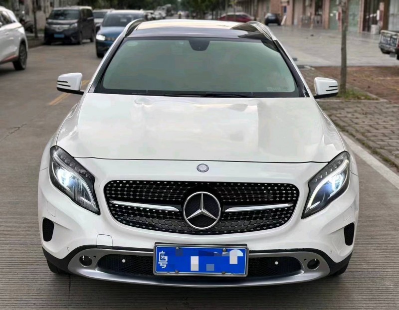 汕头15年奔驰GLA1