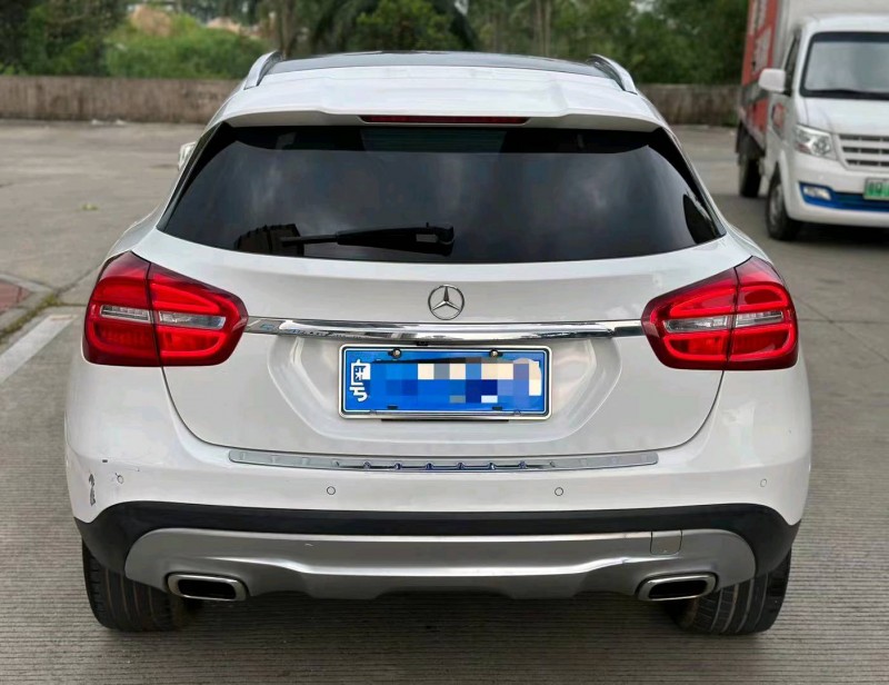 汕头15年奔驰GLA8