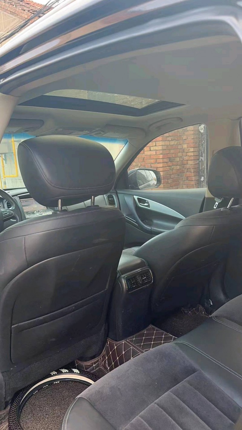 东营17年英菲尼迪QX506