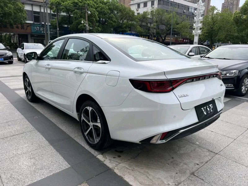 苏州22年吉利帝豪6