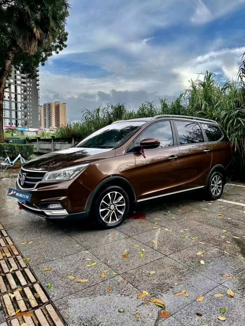 汕頭20年寶駿7302