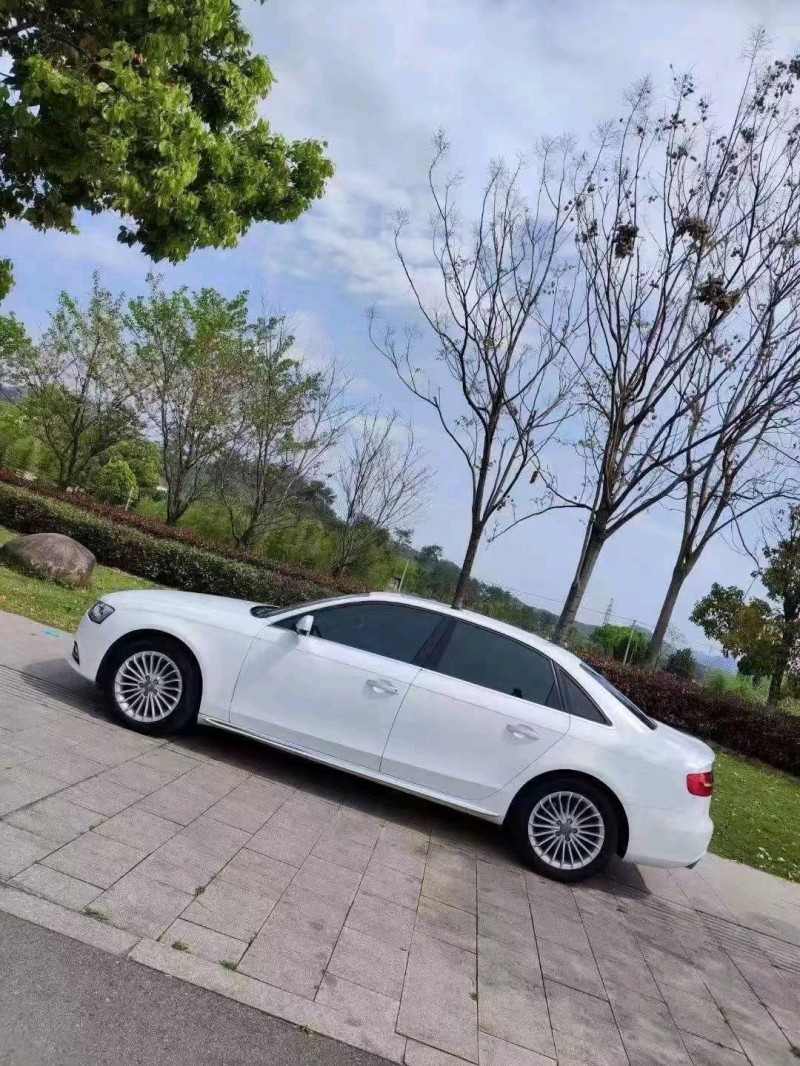 嘉兴16年奥迪A4L4