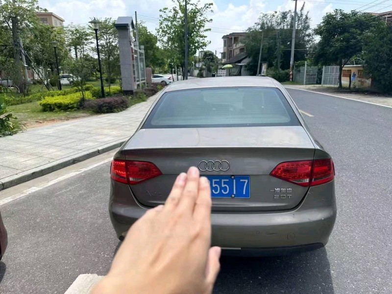 汕头11年奥迪A4L9
