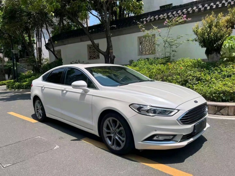 汕头17年福特蒙迪欧2