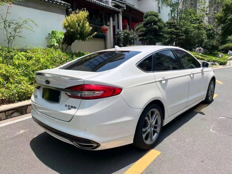 汕头17年福特蒙迪欧8