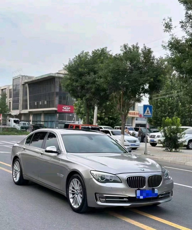 汕头15年宝马7系2