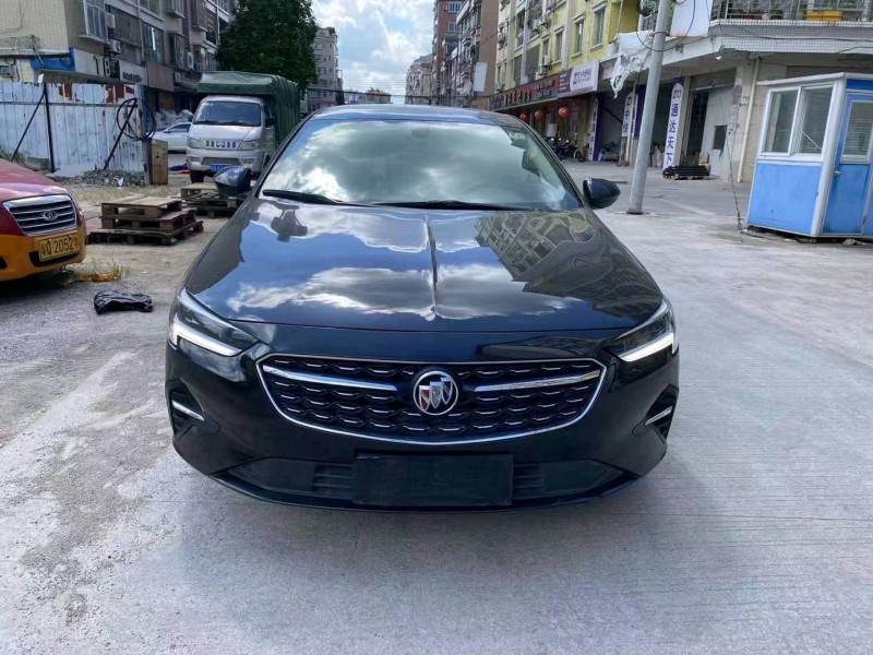 珠海21年别克君威1