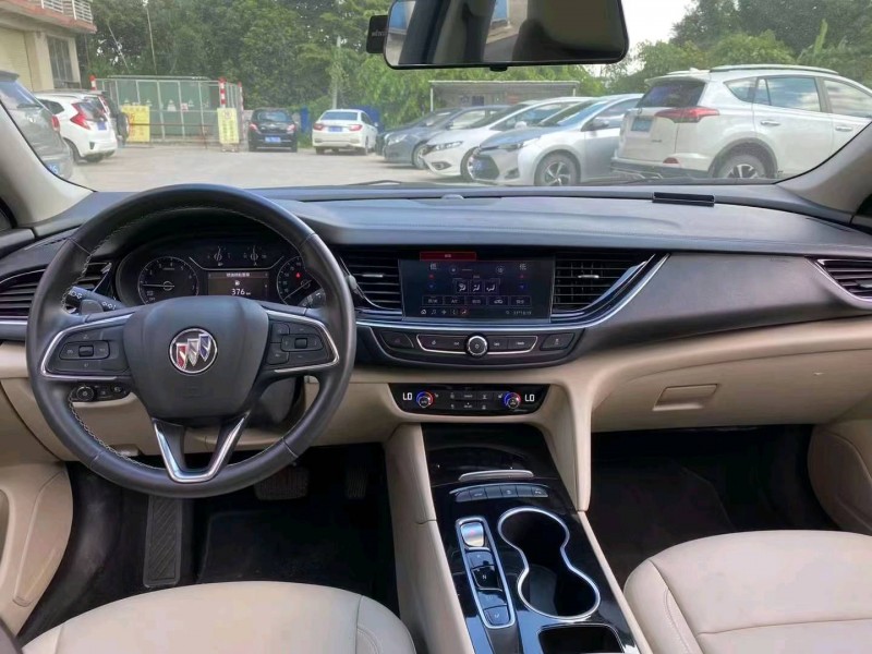 珠海21年别克君威4