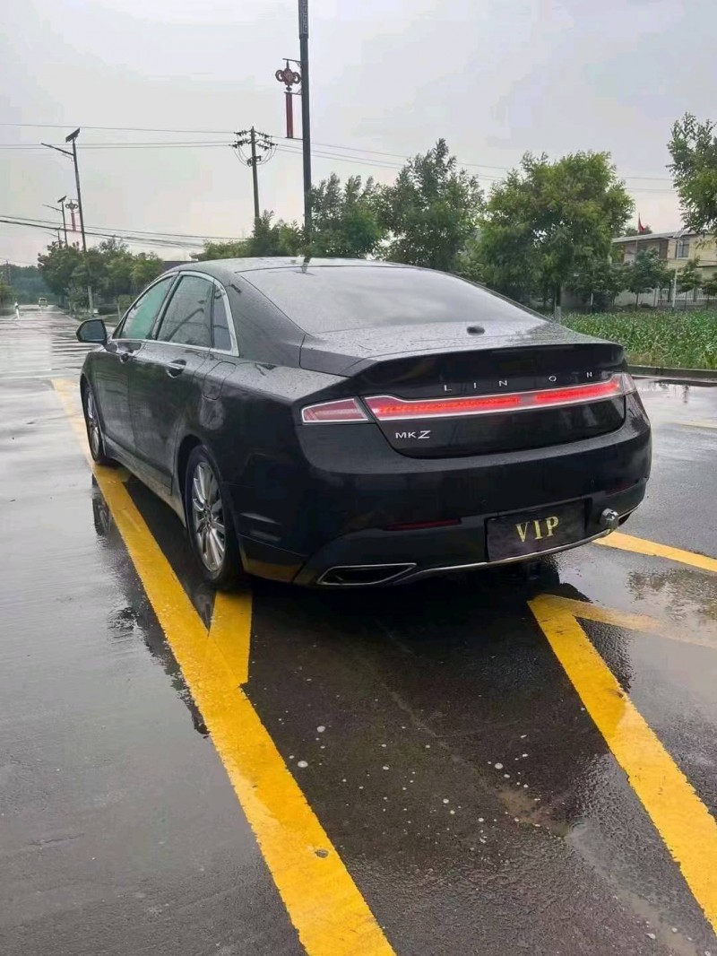 洛陽21年林肯MKZ8