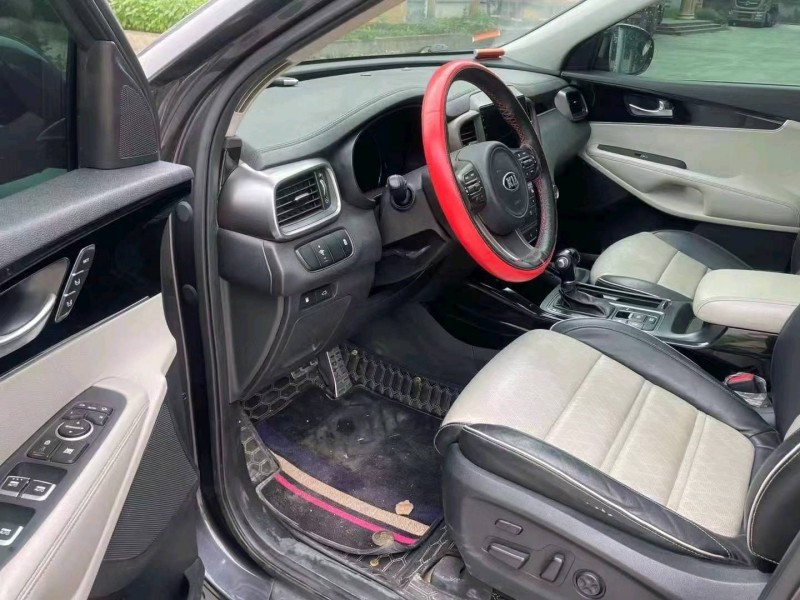 宜昌15年起亚索兰托8