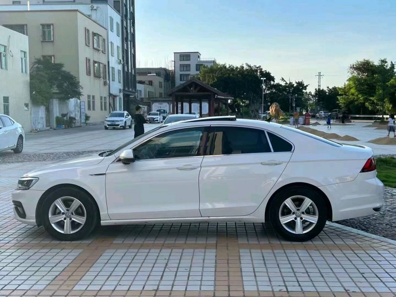 深圳19年大众凌渡3