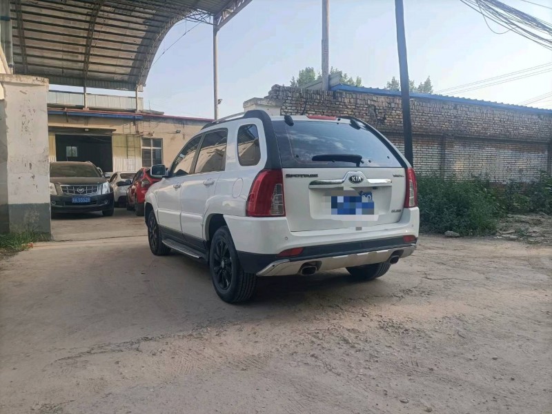 保定15年起亚狮跑8