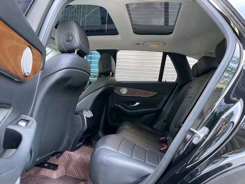 深圳20年奔驰GLC7