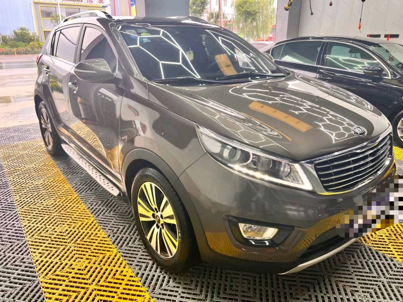 保定16年起亚智跑2