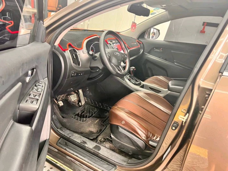 保定16年起亚智跑4