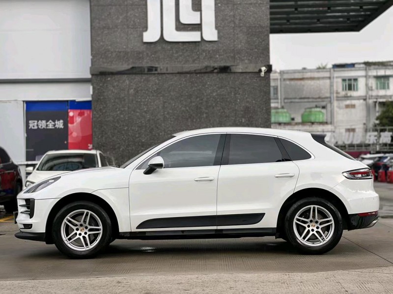 东莞19年保时捷Macan7