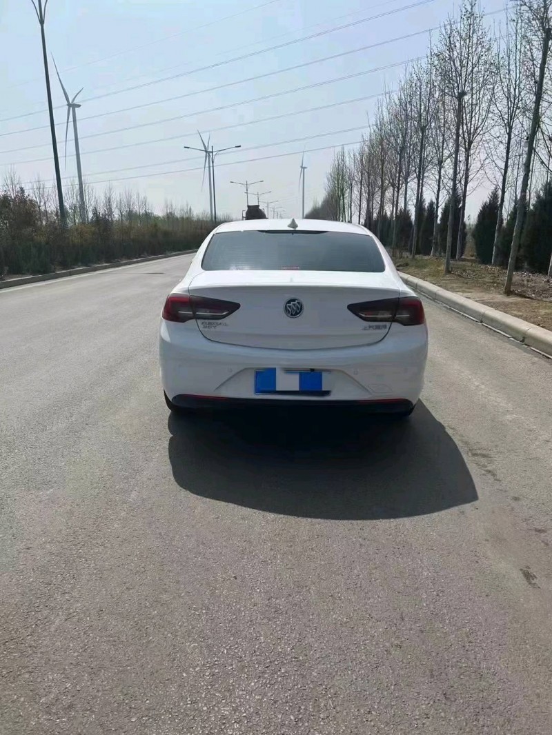 枣庄19年别克君威5