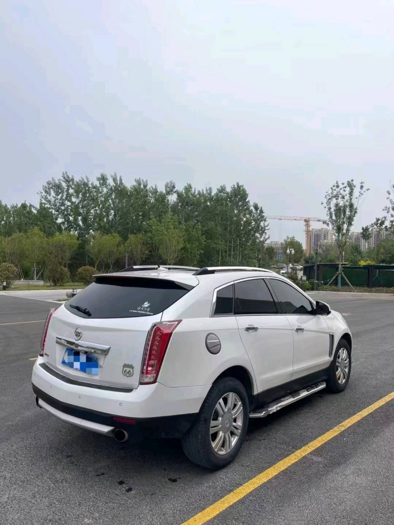 东营14年凯迪拉克SRX7