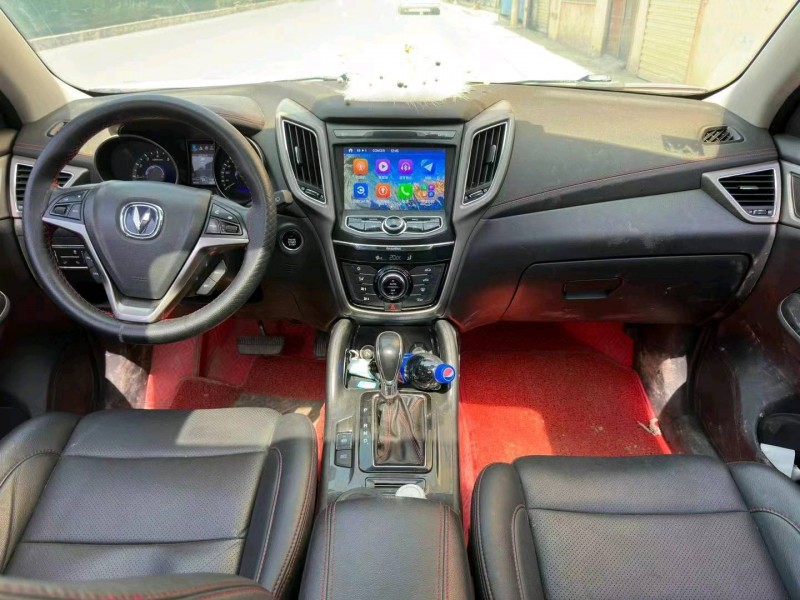 鄭州18年長安汽車CS758