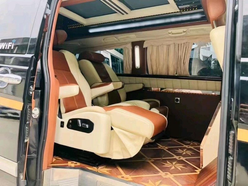 广州13年奔驰威霆4