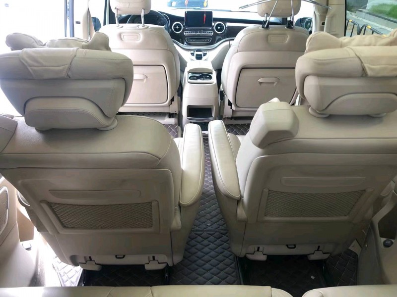 广州16年奔驰威霆7