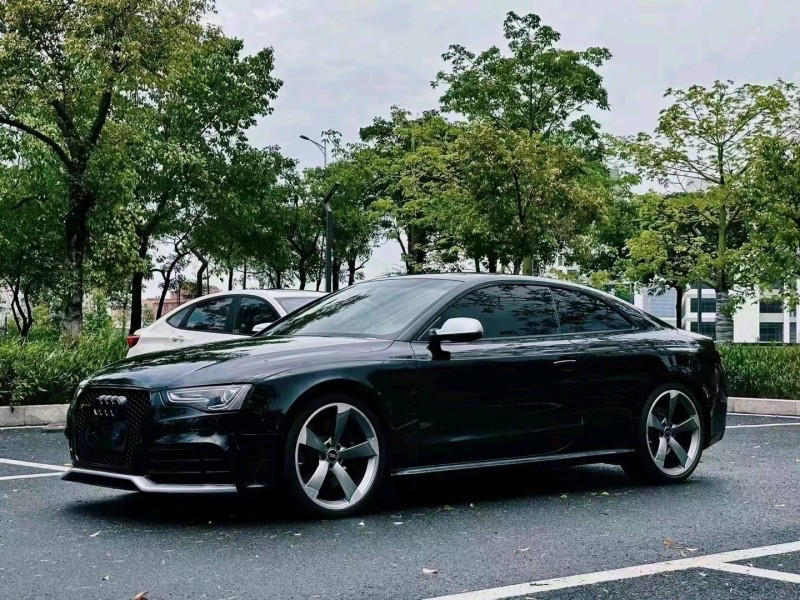 广州16年奥迪RS52