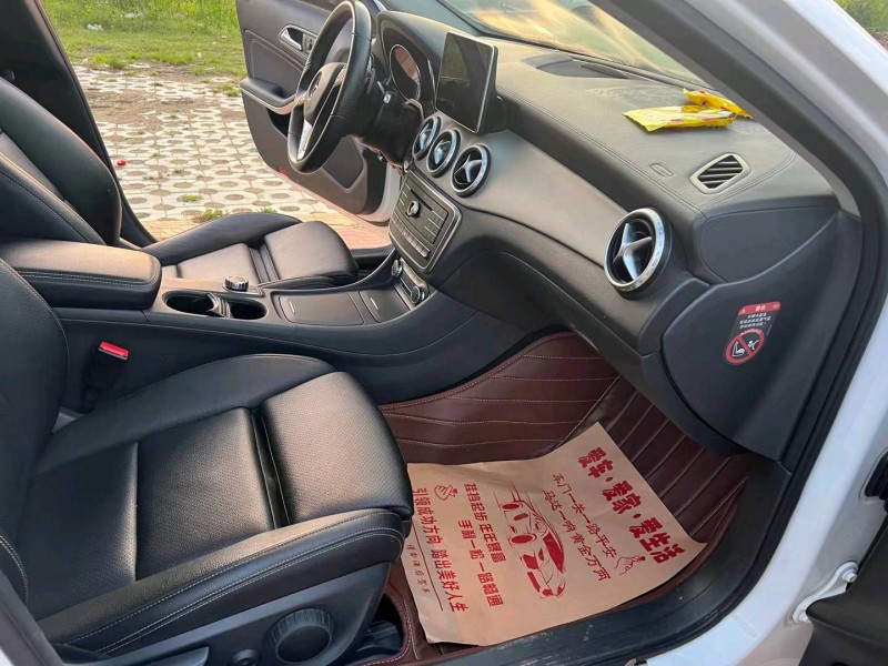 徐州16年奔驰GLA4