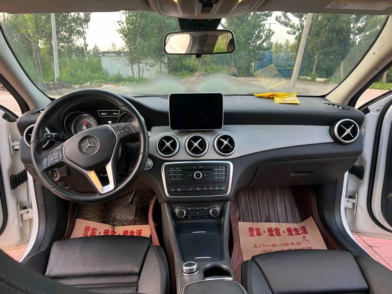 徐州16年奔驰GLA5