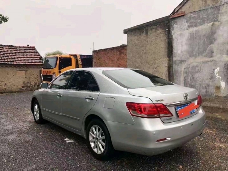 济南11年丰田凯美瑞7