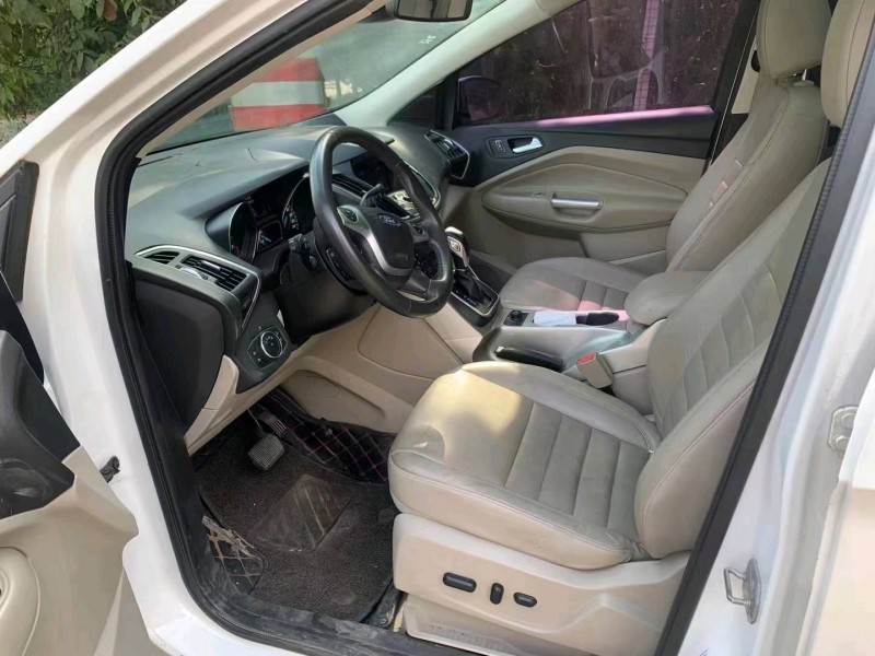 东营13年福特翼虎2