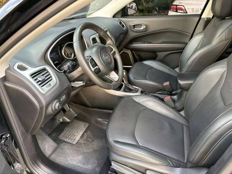 宜昌19年Jeep指南者9