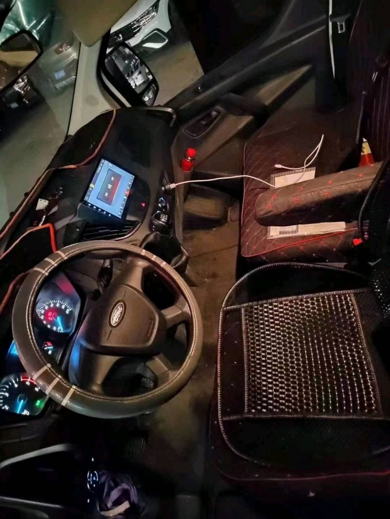 徐州19年福特全顺2