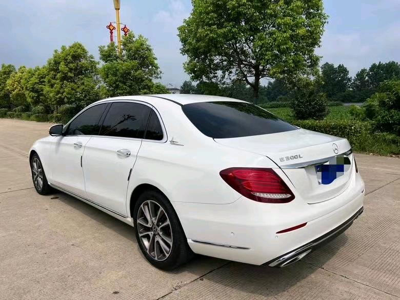 盐城17年奔驰E4