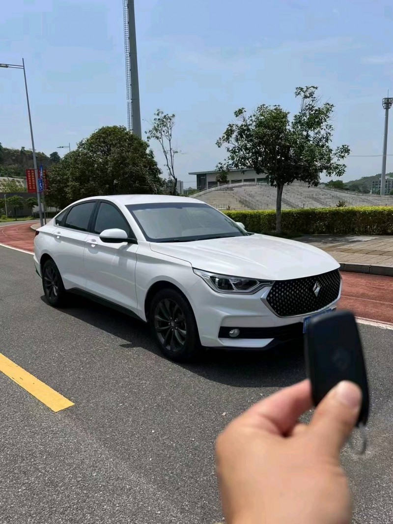 梧州19年寶駿RC63