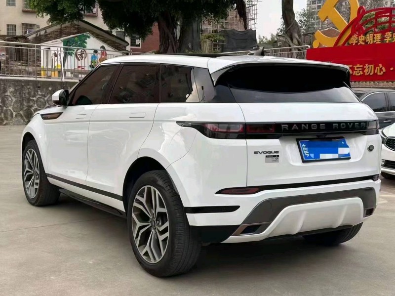 深圳20年路虎极光9