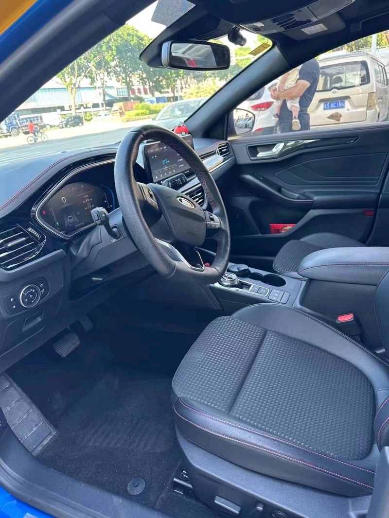 珠海21年福特福克斯3