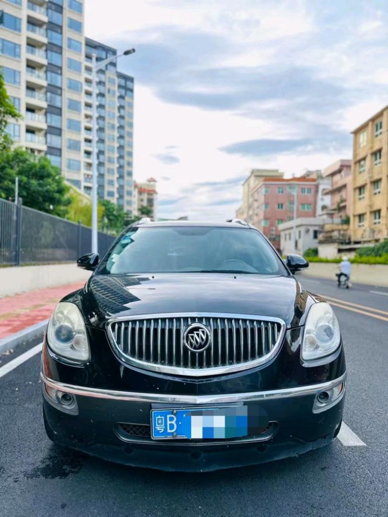 东莞09年别克昂科雷1