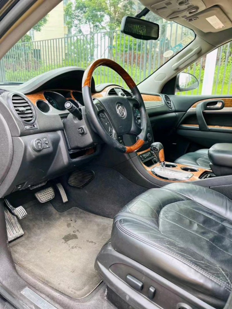 东莞09年别克昂科雷6